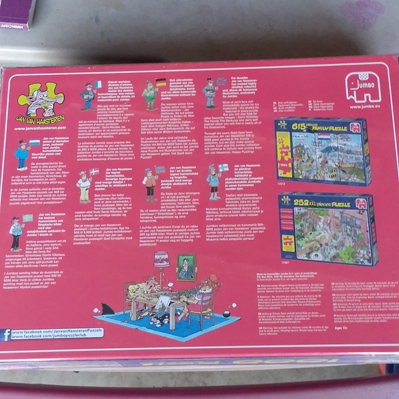 Rare NWT Jan Van Haasteren Castle Conflicts Puzzle - Picture 5 of 8